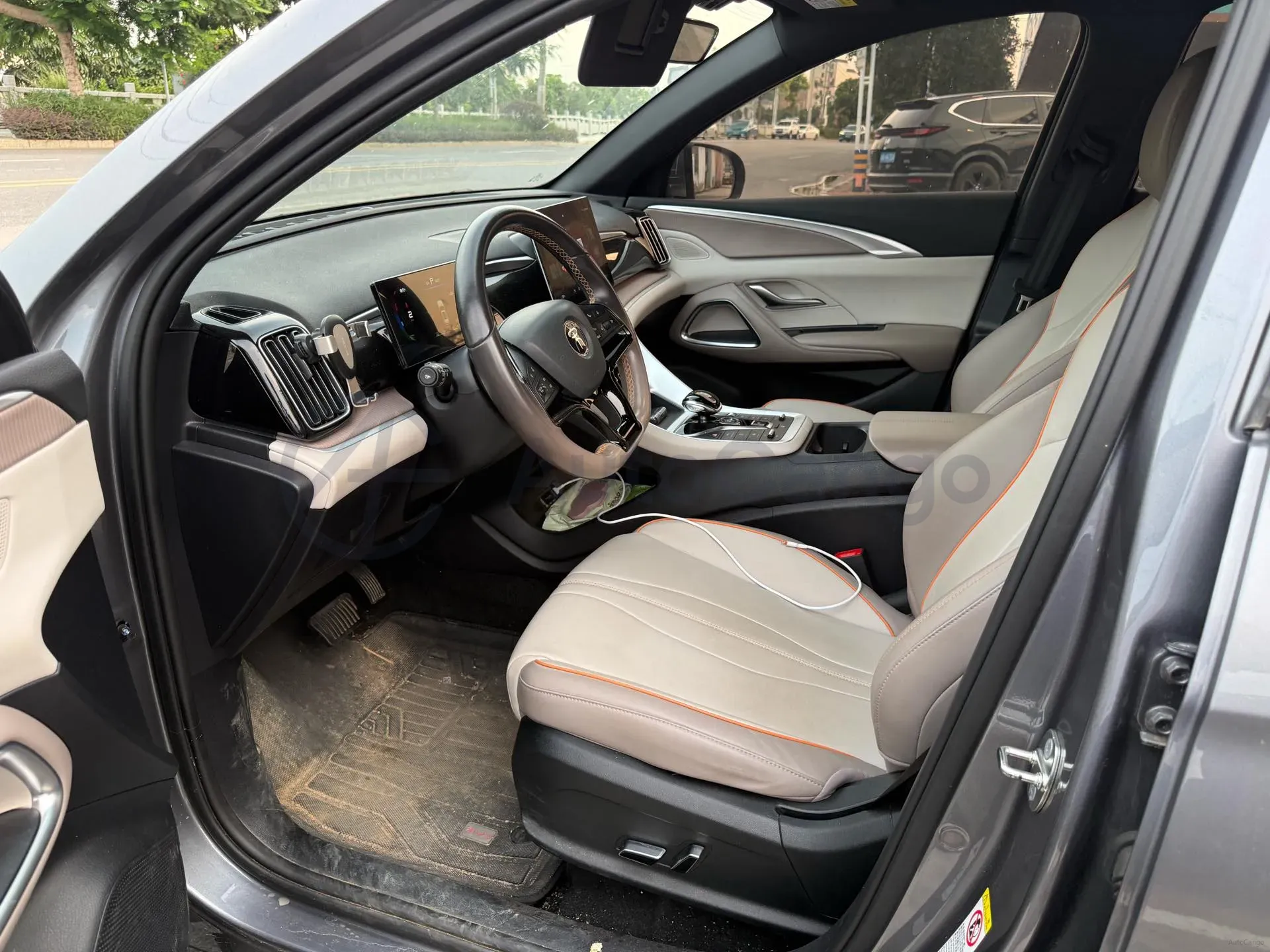 2024 BYD Song Pro 1.5L 110HP L4 E-CVT PHEV 12.9KWH,autocango,china used car exporter,china ev exporter,chinese used car exporter,chinese used ev exporter