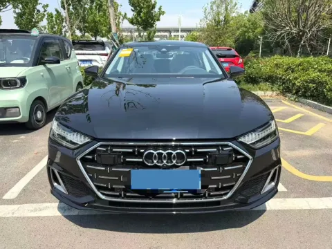 2024 Audi A7L 2.0T 245HP L4 7DCT