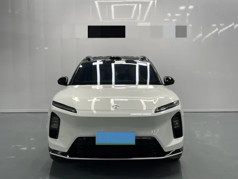 2025 NIO ES6 BEV