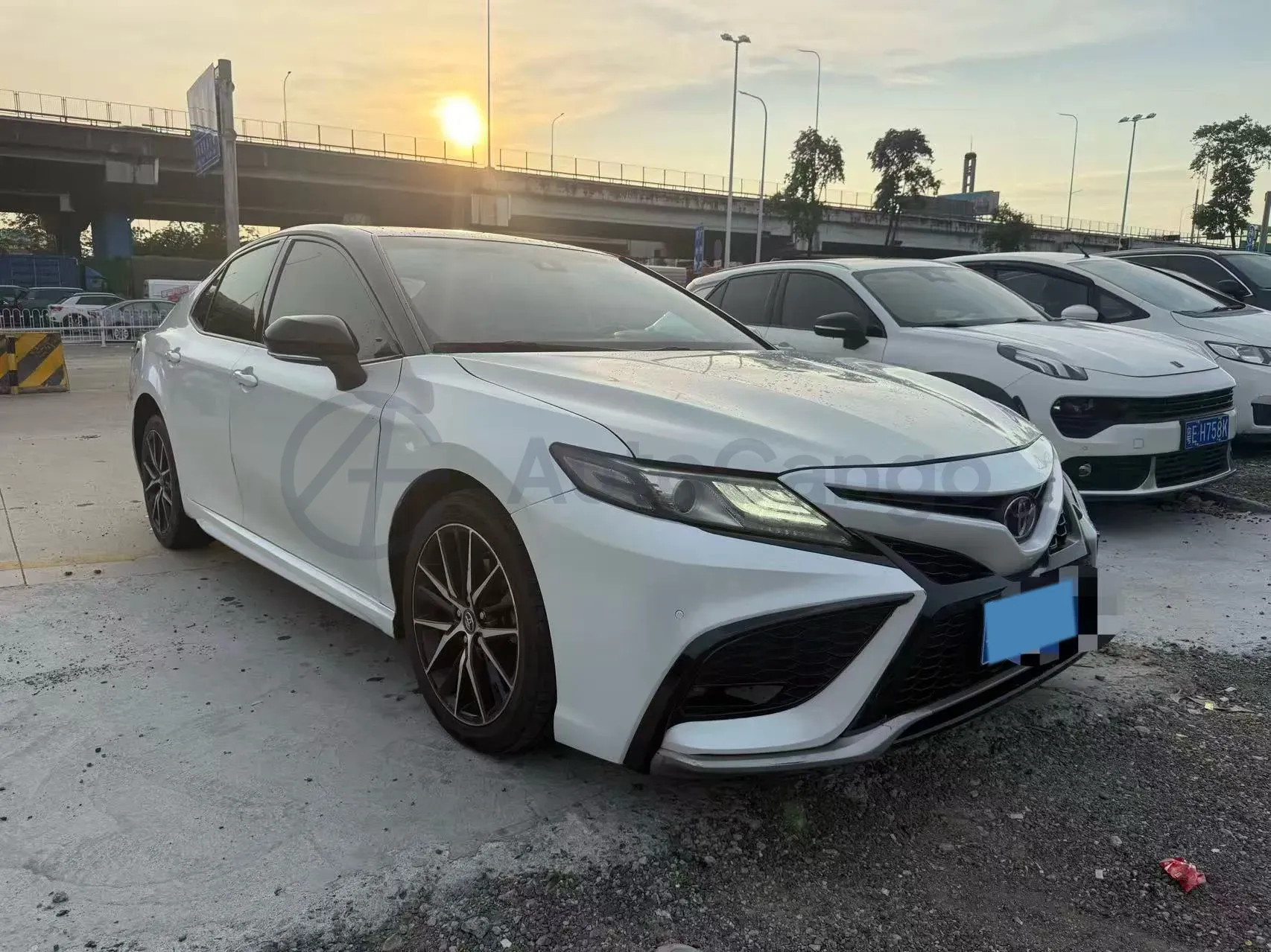 2021 Toyota Camry 2.5L 209HP L4 8AT,autocango,china used car exporter,china ev exporter,chinese used car exporter,chinese used ev exporter