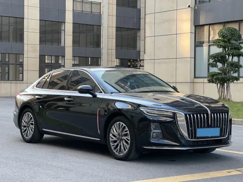 2023 HongQi H5 2.0T 224HP L4 8AT