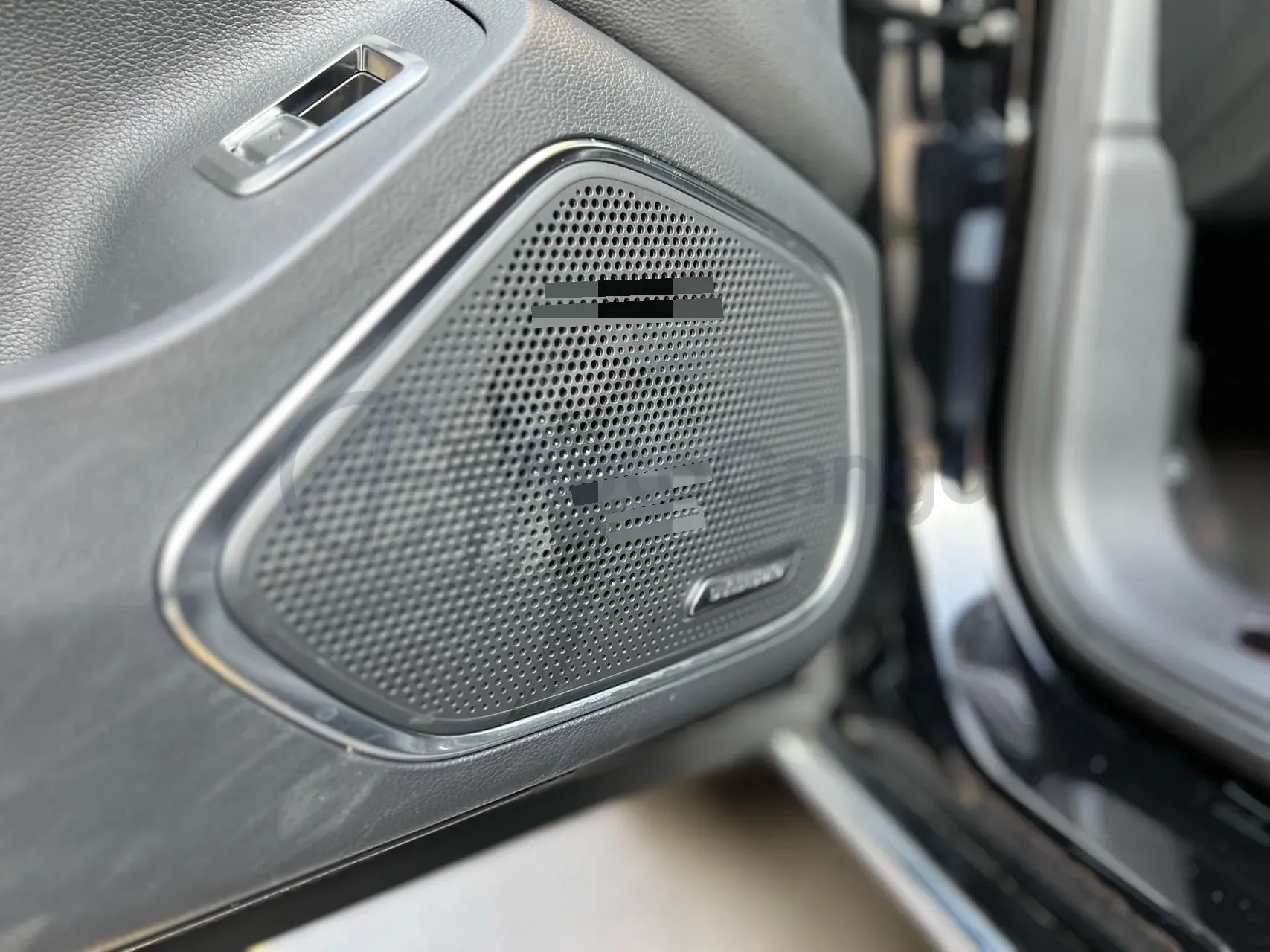 2023 HongQi H5 2.0T 224HP L4 8AT,autocango,china used car exporter,china ev exporter,chinese used car exporter,chinese used ev exporter