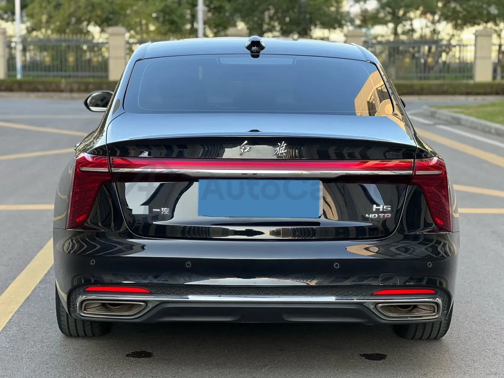 2023 HongQi H5 2.0T 224HP L4 8AT,autocango,china used car exporter,china ev exporter,chinese used car exporter,chinese used ev exporter