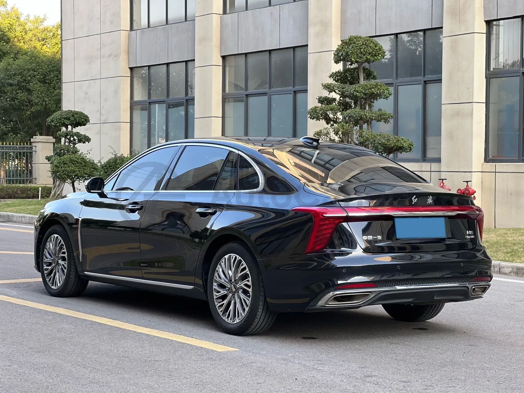 2023 HongQi H5 2.0T 224HP L4 8AT,autocango,china used car exporter,china ev exporter,chinese used car exporter,chinese used ev exporter