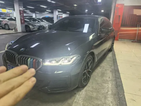 2022 BMW 5 SERIES,autocango,china used car exporter,china ev exporter,chinese used car exporter,chinese used ev exporter