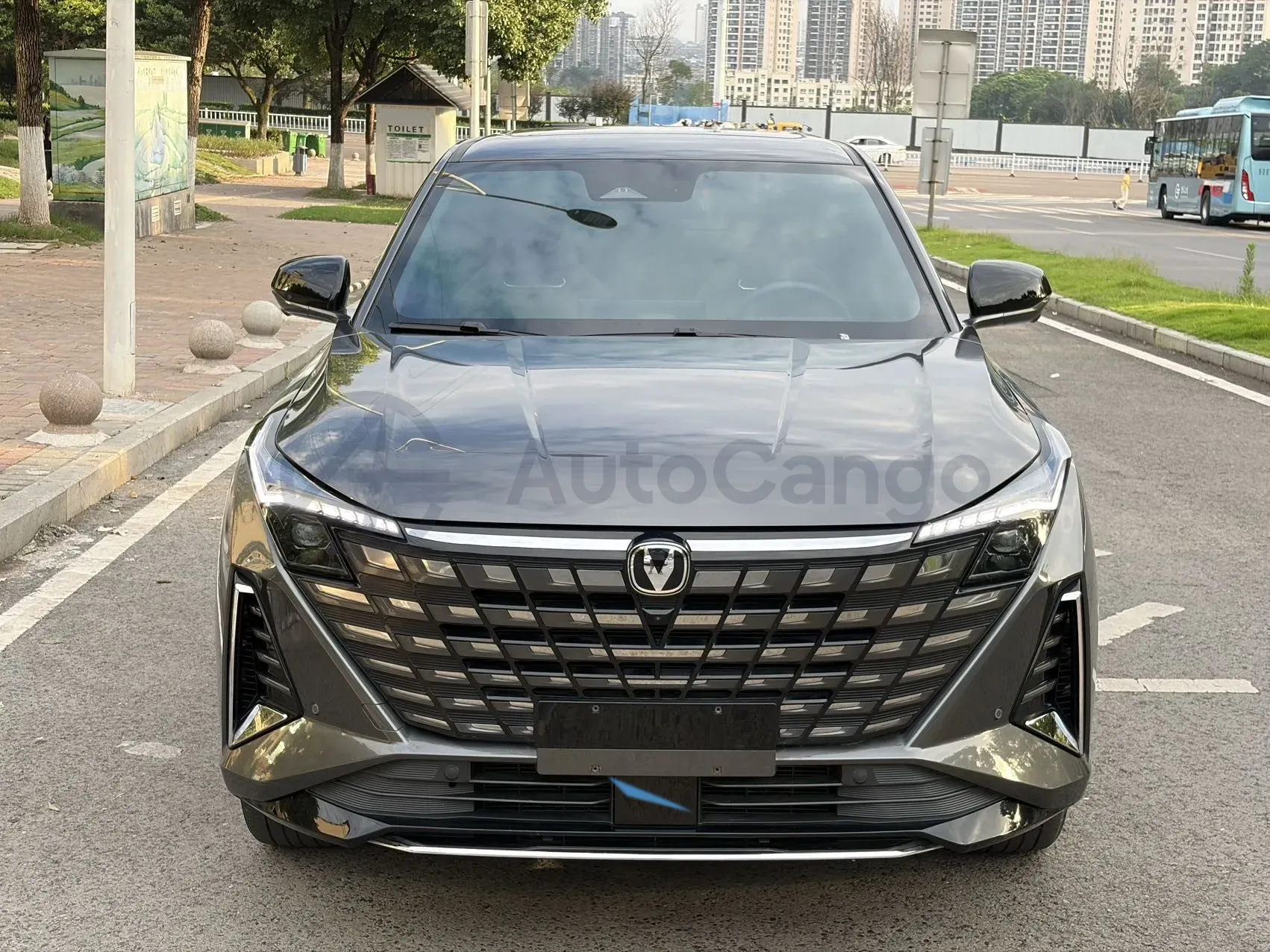 2024 ChangAn UNI-Z 1.5L 98HP L4 E-CVT PHEV 18.4KWH,autocango,china used car exporter,china ev exporter,chinese used car exporter,chinese used ev exporter