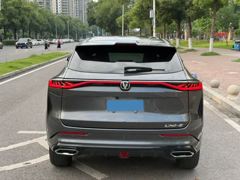 2024 ChangAn UNI-Z 1.5L 98HP L4 E-CVT PHEV 18.4KWH