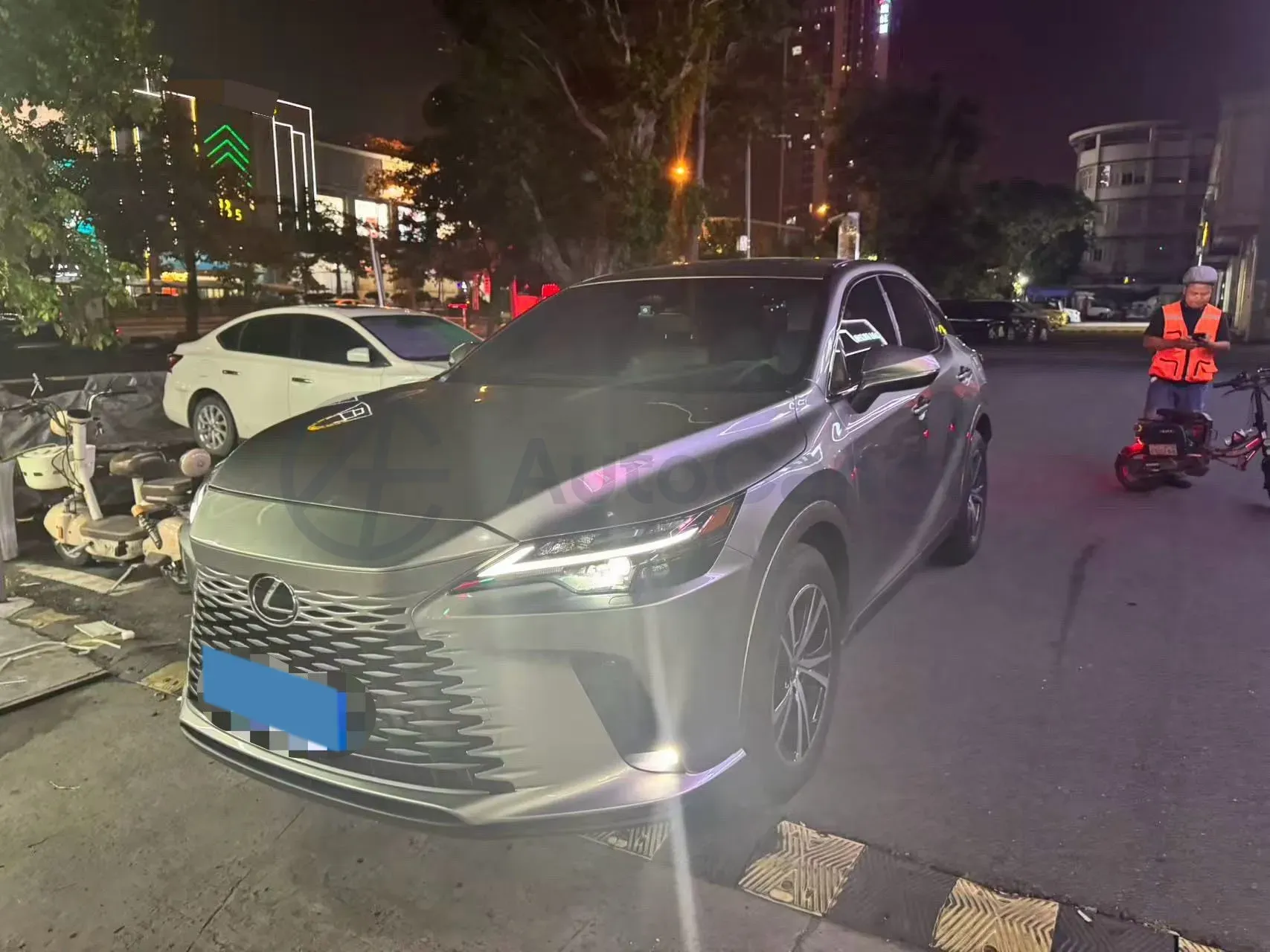 2024 Lexus ES 2.0L 173HP L4 CVT,autocango,china used car exporter,china ev exporter,chinese used car exporter,chinese used ev exporter