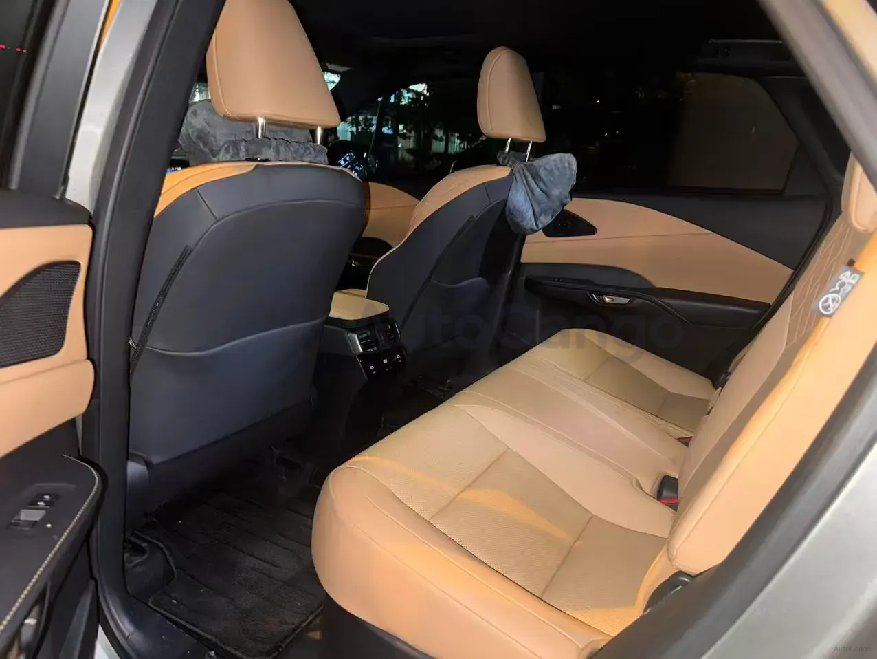 2024 Lexus ES 2.0L 173HP L4 CVT,autocango,china used car exporter,china ev exporter,chinese used car exporter,chinese used ev exporter
