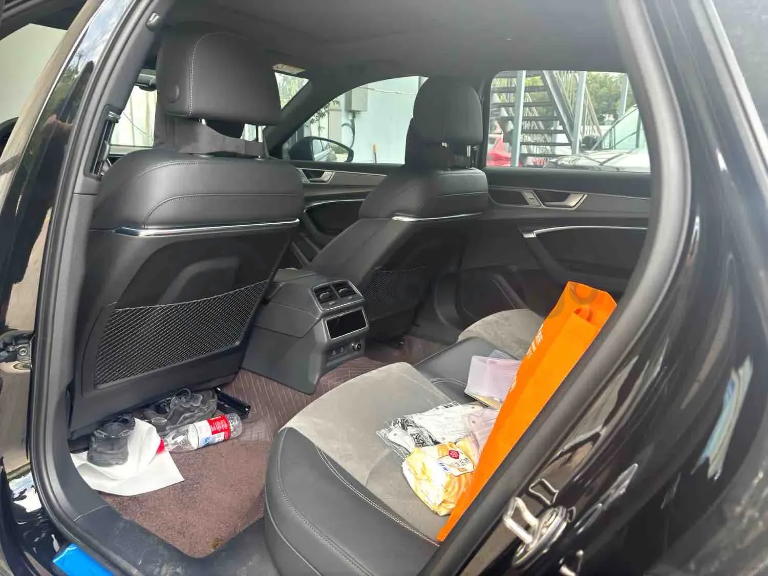 2024 Audi A6L 2.0T 245HP L4 7DCT,autocango,china used car exporter,china ev exporter,chinese used car exporter,chinese used ev exporter