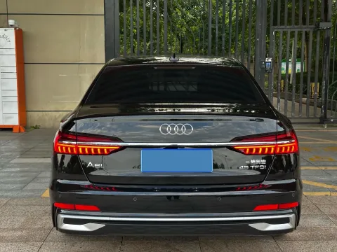 2026 Audi A6L 2.0T 245HP L4 7DCT