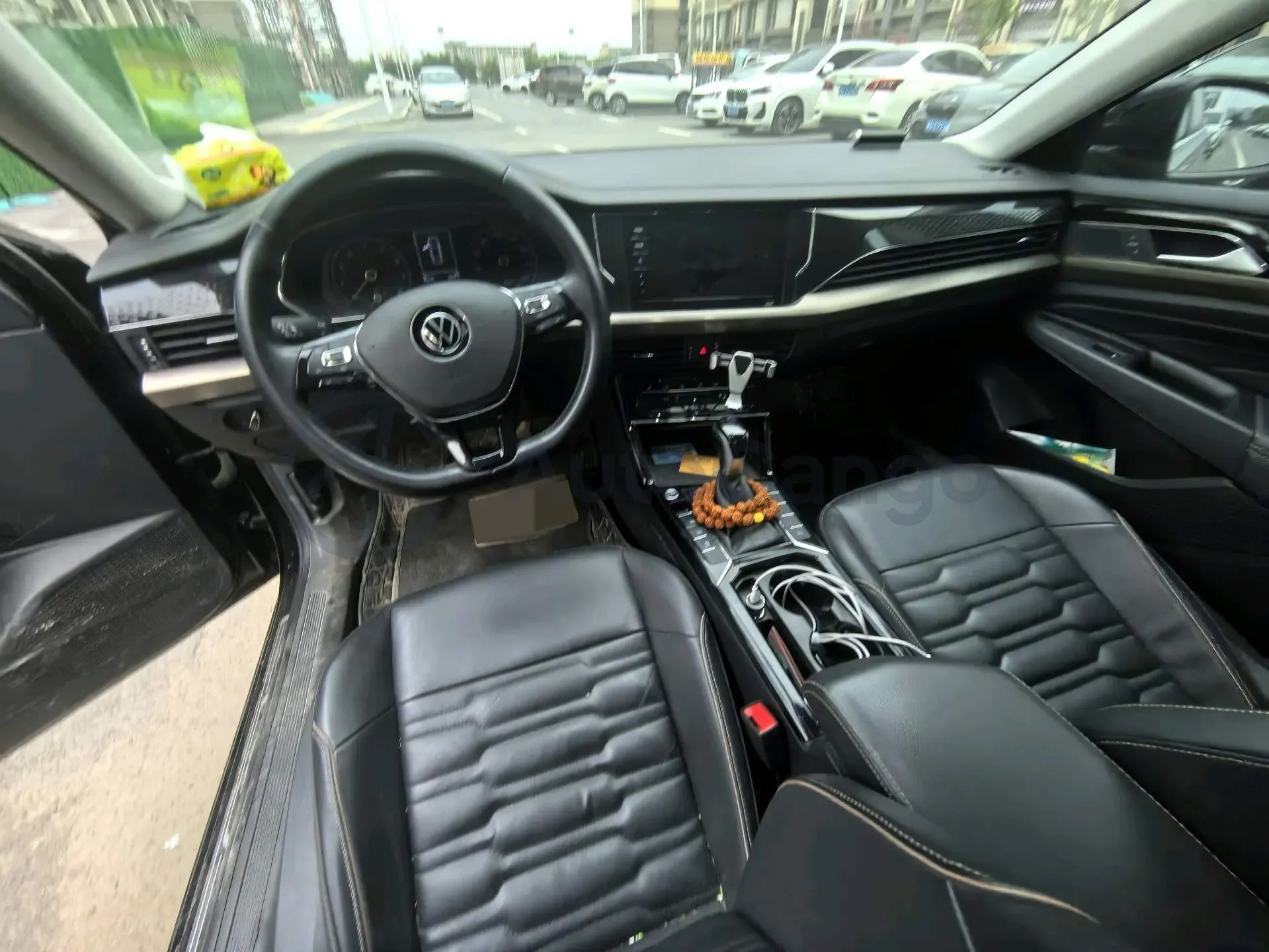 2021 Volkswagen Passat 2.0T 186HP L4 7DCT,autocango,china used car exporter,china ev exporter,chinese used car exporter,chinese used ev exporter