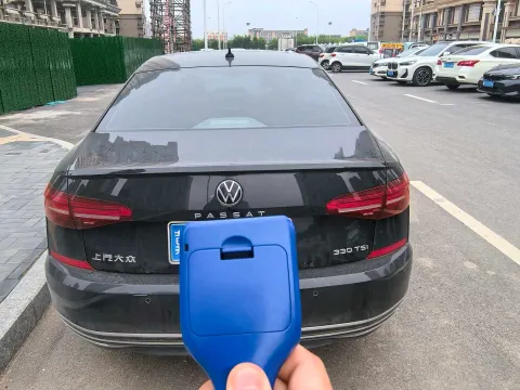 2021 Volkswagen Passat 2.0T 186HP L4 7DCT