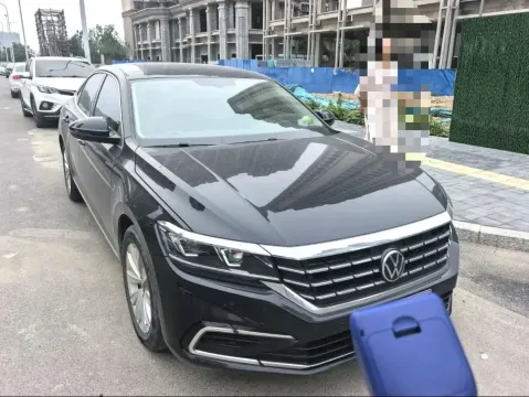 2021 Volkswagen Passat 2.0T 186HP L4 7DCT