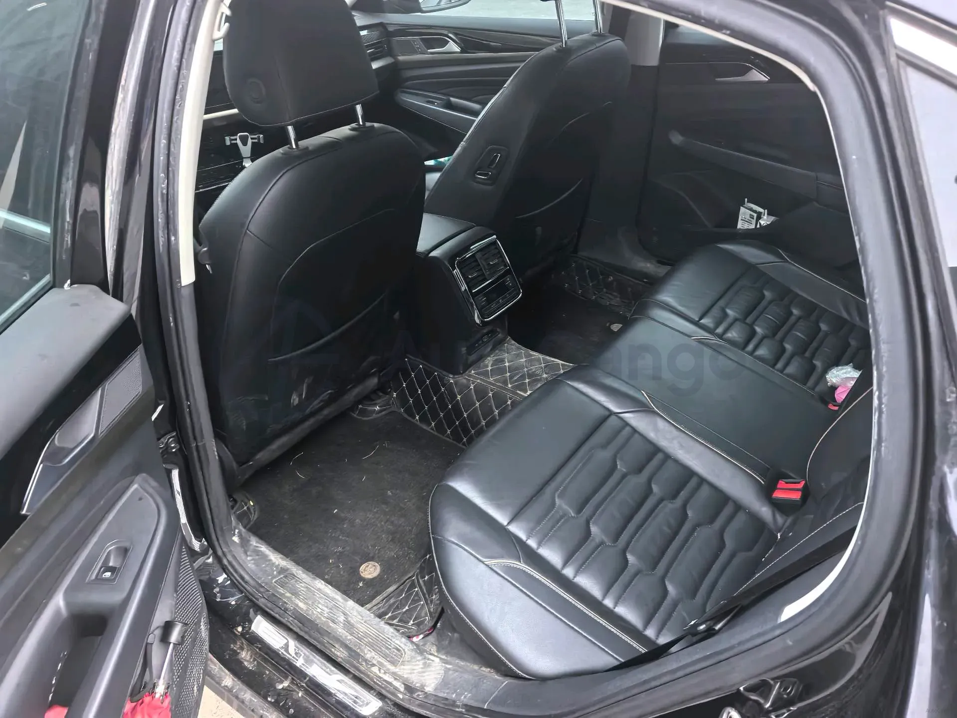 2021 Volkswagen Passat 2.0T 186HP L4 7DCT,autocango,china used car exporter,china ev exporter,chinese used car exporter,chinese used ev exporter