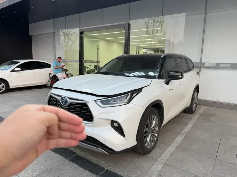 2022 TOYOTA HIGHLANDER,autocango,china used car exporter,china ev exporter,chinese used car exporter,chinese used ev exporter