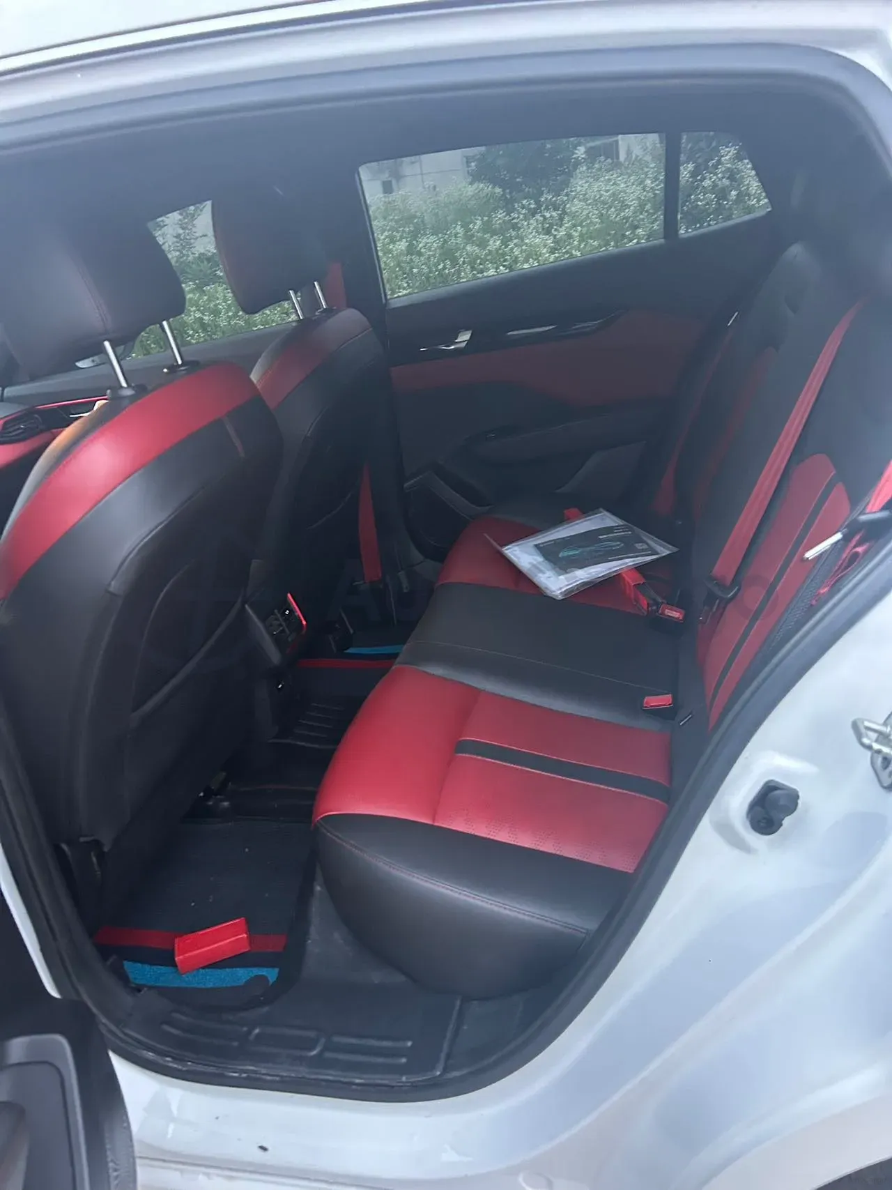 2021 DongFeng Aeolus YiXuan 1.5T 150HP L4 6DCT,autocango,china used car exporter,china ev exporter,chinese used car exporter,chinese used ev exporter