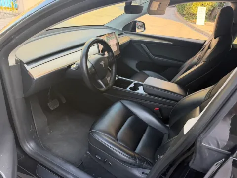2021 Tesla Model Y BEV 60KWH,autocango,china used car exporter,china ev exporter,chinese used car exporter,chinese used ev exporter
