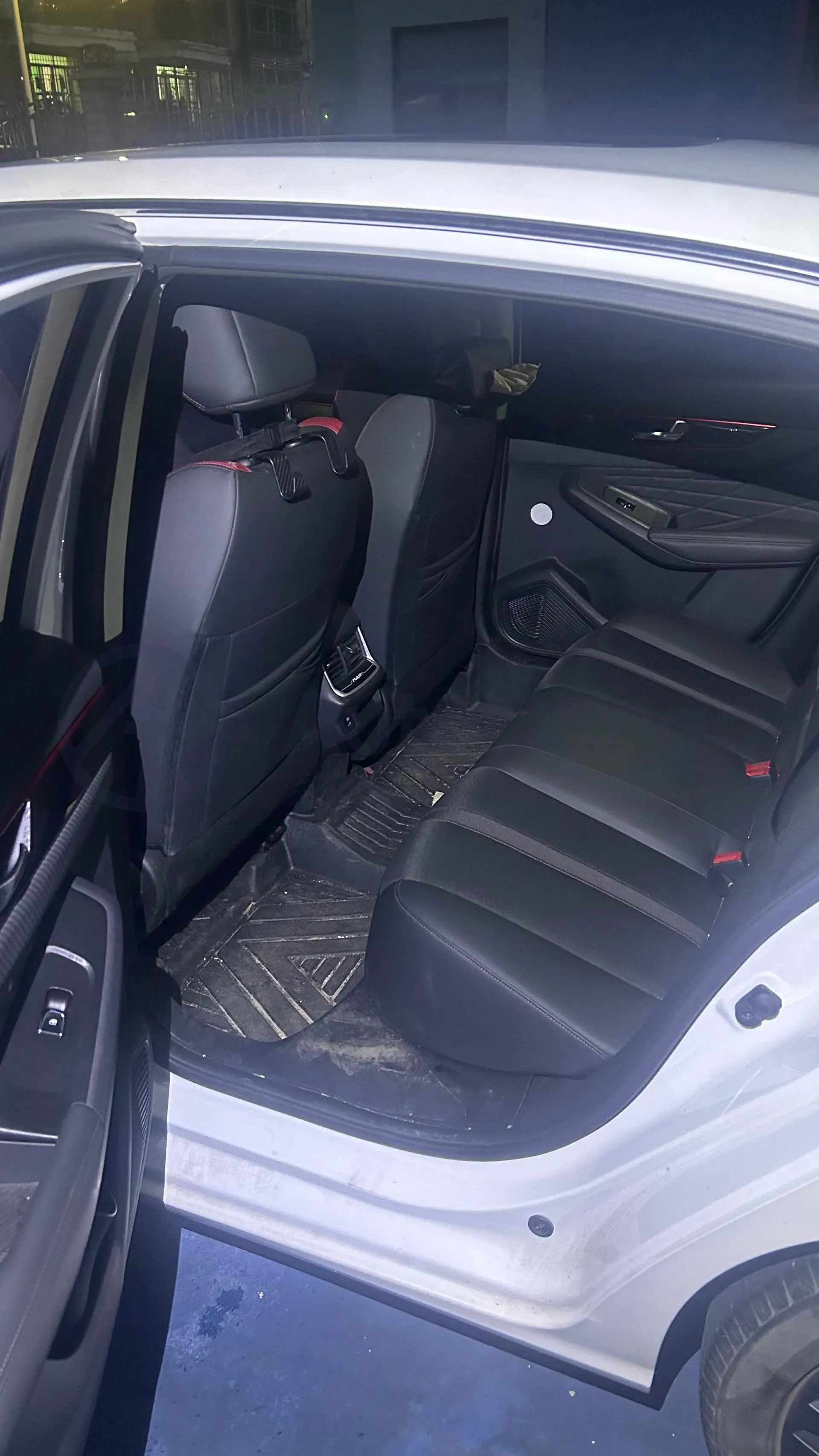 2021 DongFeng Aeolus YiXuan MAX 1.5T 190HP L4 7DCT,autocango,china used car exporter,china ev exporter,chinese used car exporter,chinese used ev exporter