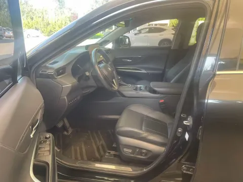 2022 Toyota Harrier 2.5L 178HP L4 E-CVT Hybrid,autocango,china used car exporter,china ev exporter,chinese used car exporter,chinese used ev exporter