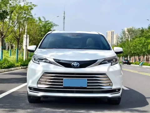 2023 Toyota Sienna 2.5L 189HP L4 E-CVT Hybrid,autocango,china used car exporter,china ev exporter,chinese used car exporter,chinese used ev exporter