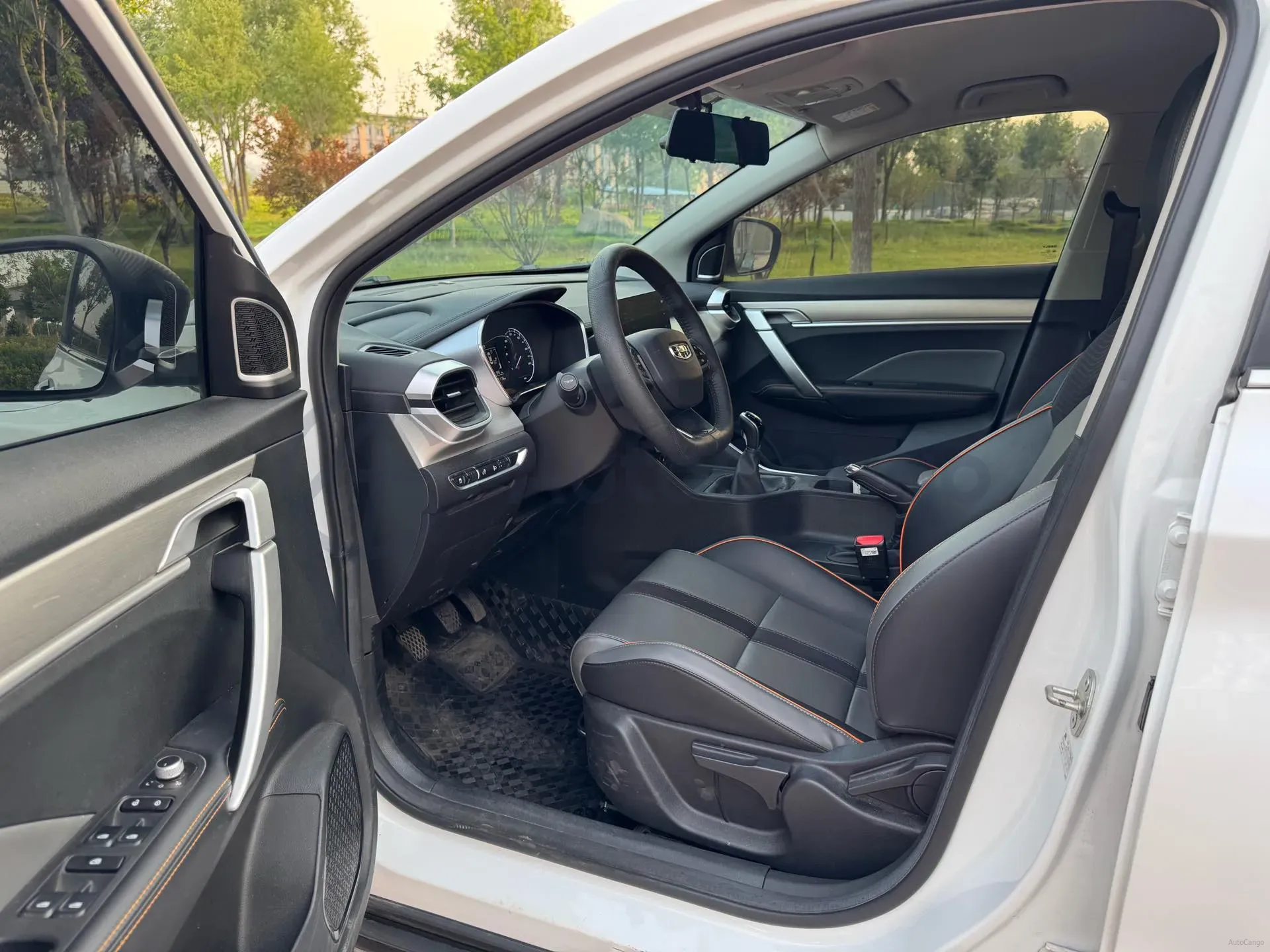 2023 Geely Coolray 1.4T 141HP L4 6MT,autocango,china used car exporter,china ev exporter,chinese used car exporter,chinese used ev exporter