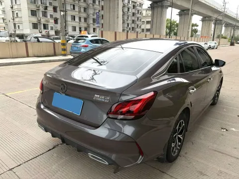 2021 MG 5 1.5L 120HP L4 CVT