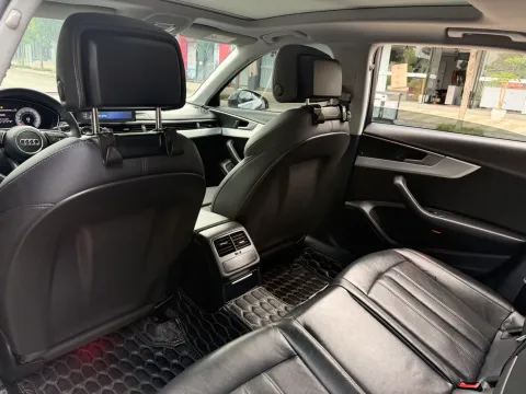 2020 Audi A4L 2.0T 190HP L4 7DCT
