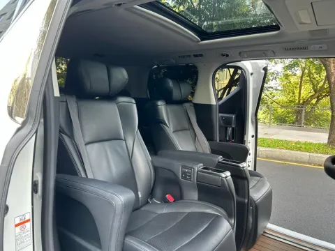 2021 Toyota Vellfire 2.5L 117HP L4 E-CVT Hybrid