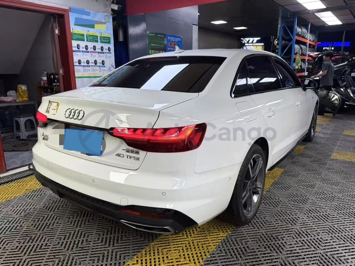 2022 Audi A4L 2.0T 190HP L4 7DCT,autocango,china used car exporter,china ev exporter,chinese used car exporter,chinese used ev exporter