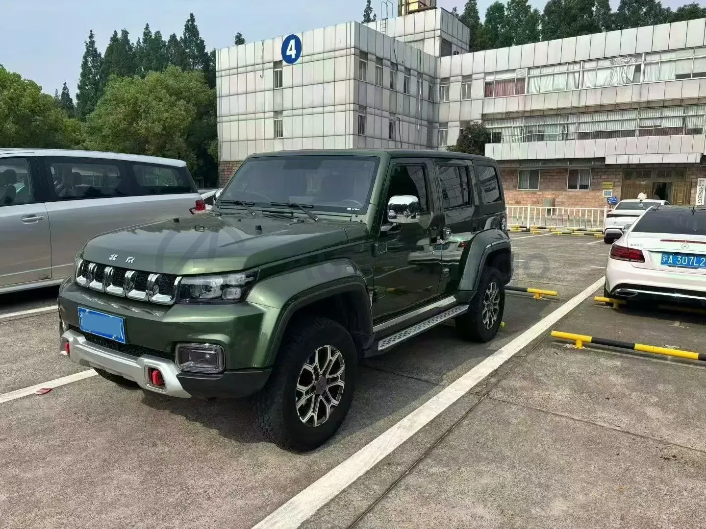 2024 Beijing BJ40 2.0T 224HP L4 8AT,autocango,china used car exporter,china ev exporter,chinese used car exporter,chinese used ev exporter