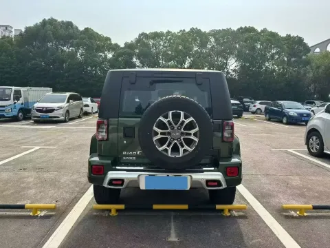 2024 Beijing BJ40 2.0T 224HP L4 8AT