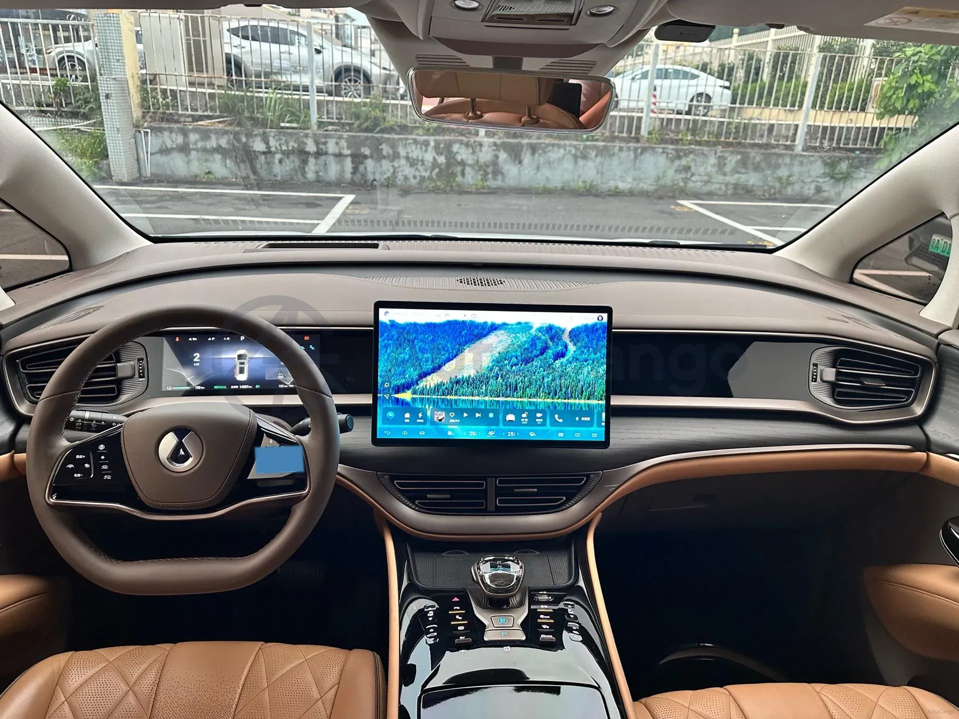 2022 Mercedes-Benz GLC Class 2.0T 197HP L4 9AT,autocango,china used car exporter,china ev exporter,chinese used car exporter,chinese used ev exporter