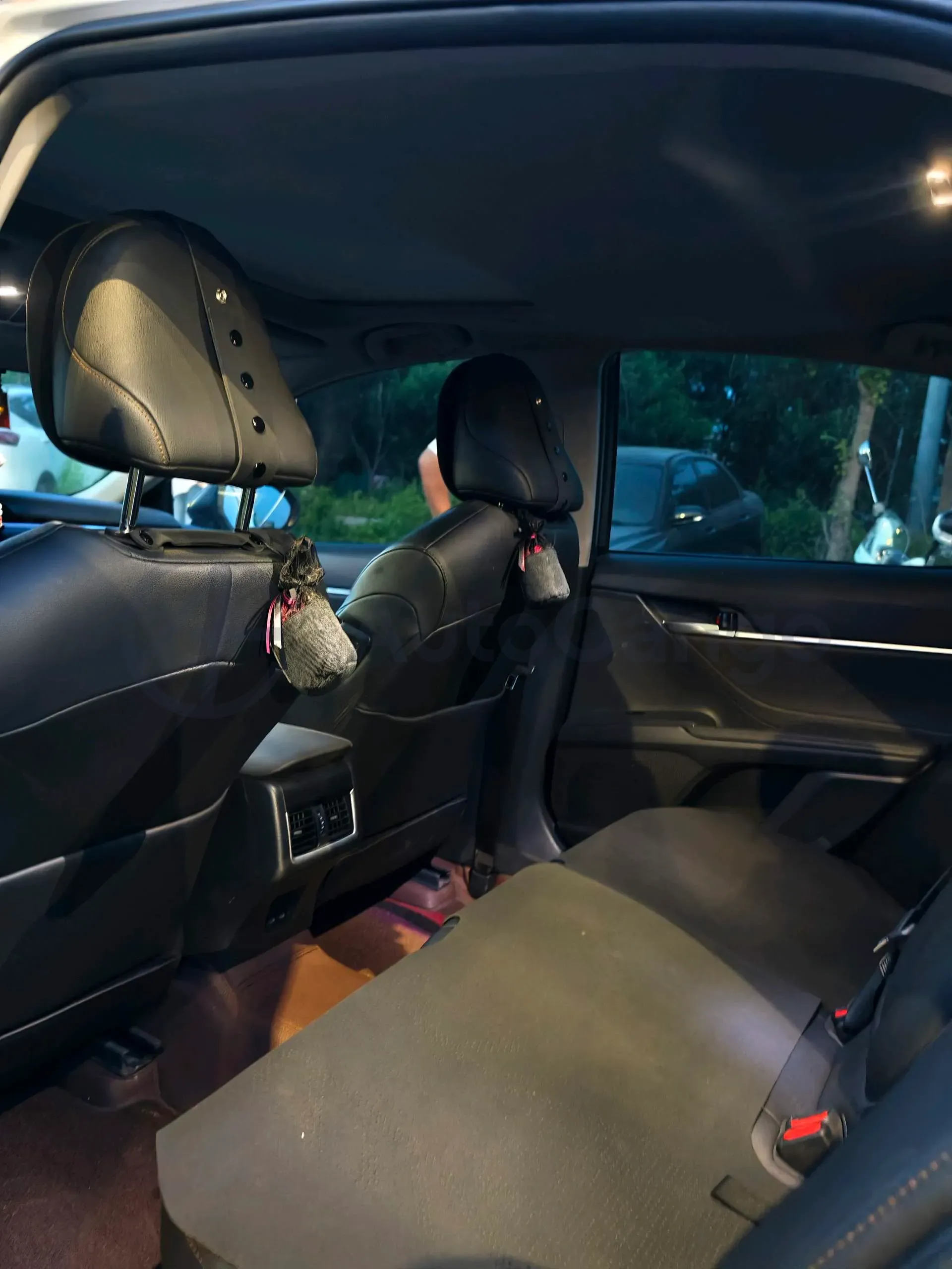 2023 Toyota Camry 2.0L 177HP L4 CVT,autocango,china used car exporter,china ev exporter,chinese used car exporter,chinese used ev exporter