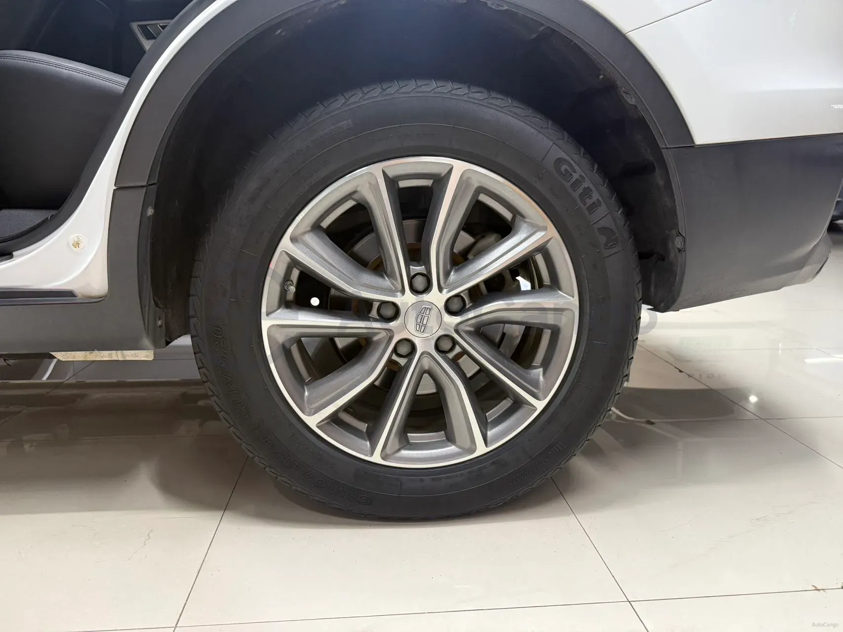 2020 Roewe i6 1.5T 169HP L4 7DCT,autocango,china used car exporter,china ev exporter,chinese used car exporter,chinese used ev exporter