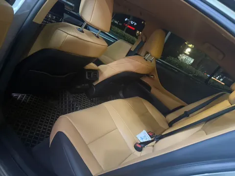 2023 Lexus ES 2.0L 173HP L4 CVT