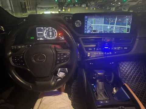 2023 Lexus ES 2.0L 173HP L4 CVT