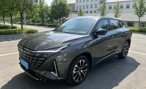 2024 CHANGAN UNI-Z,autocango,china used car exporter,china ev exporter,chinese used car exporter,chinese used ev exporter