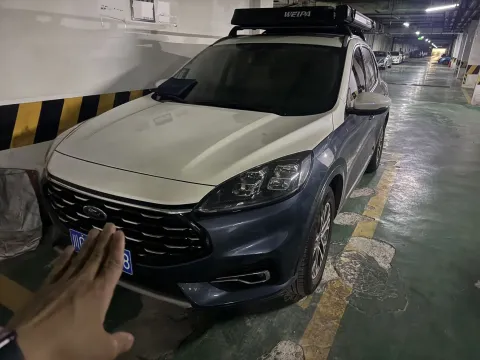 2020 FORD ESCAPE,autocango,china used car exporter,china ev exporter,chinese used car exporter,chinese used ev exporter