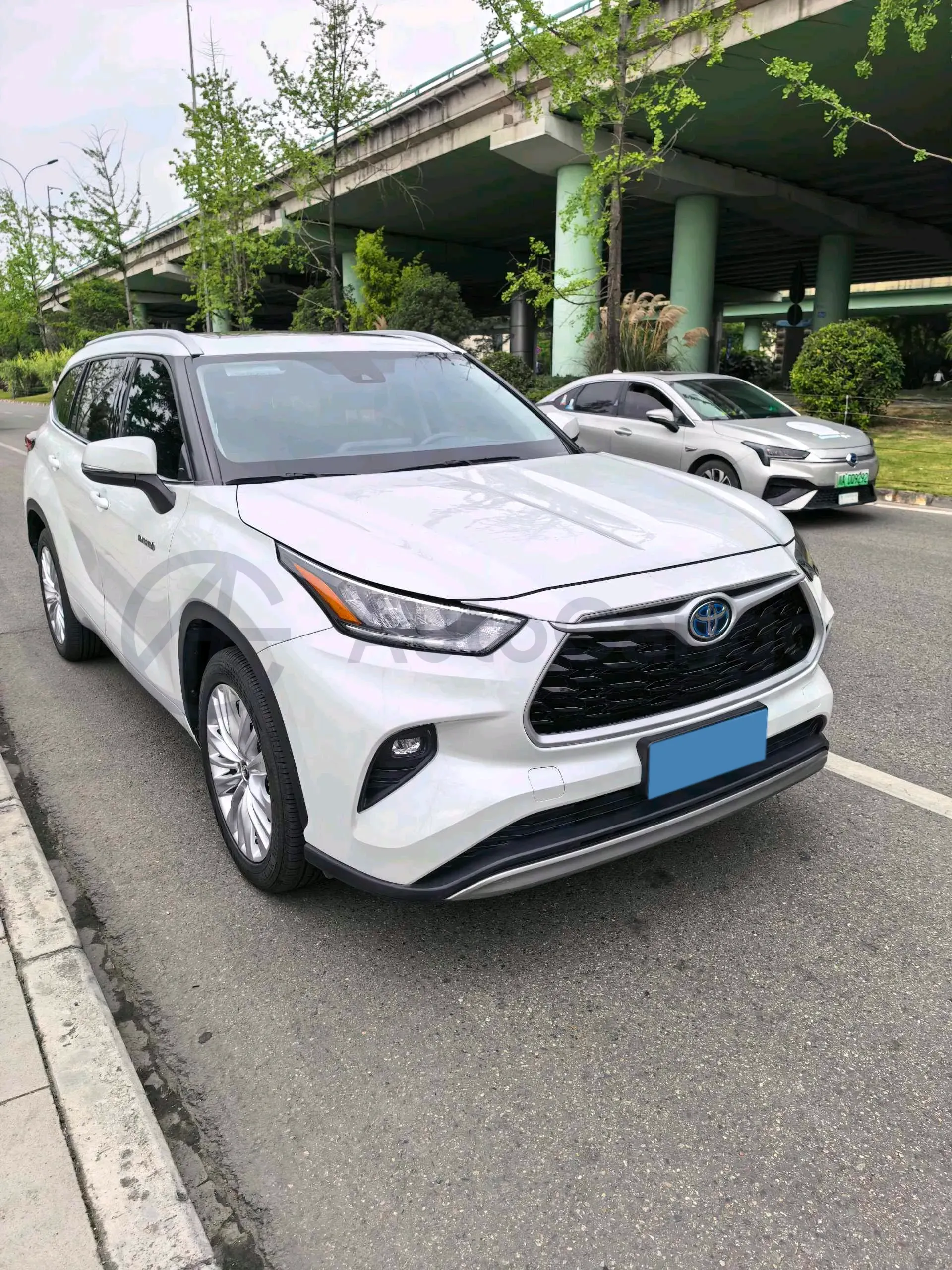 2023 Toyota Highlander 2.5L 189HP L4 E-CVT Hybrid,autocango,china used car exporter,china ev exporter,chinese used car exporter,chinese used ev exporter