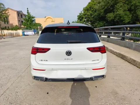 2021 Volkswagen Golf 1.4T 150HP L4 7DCT