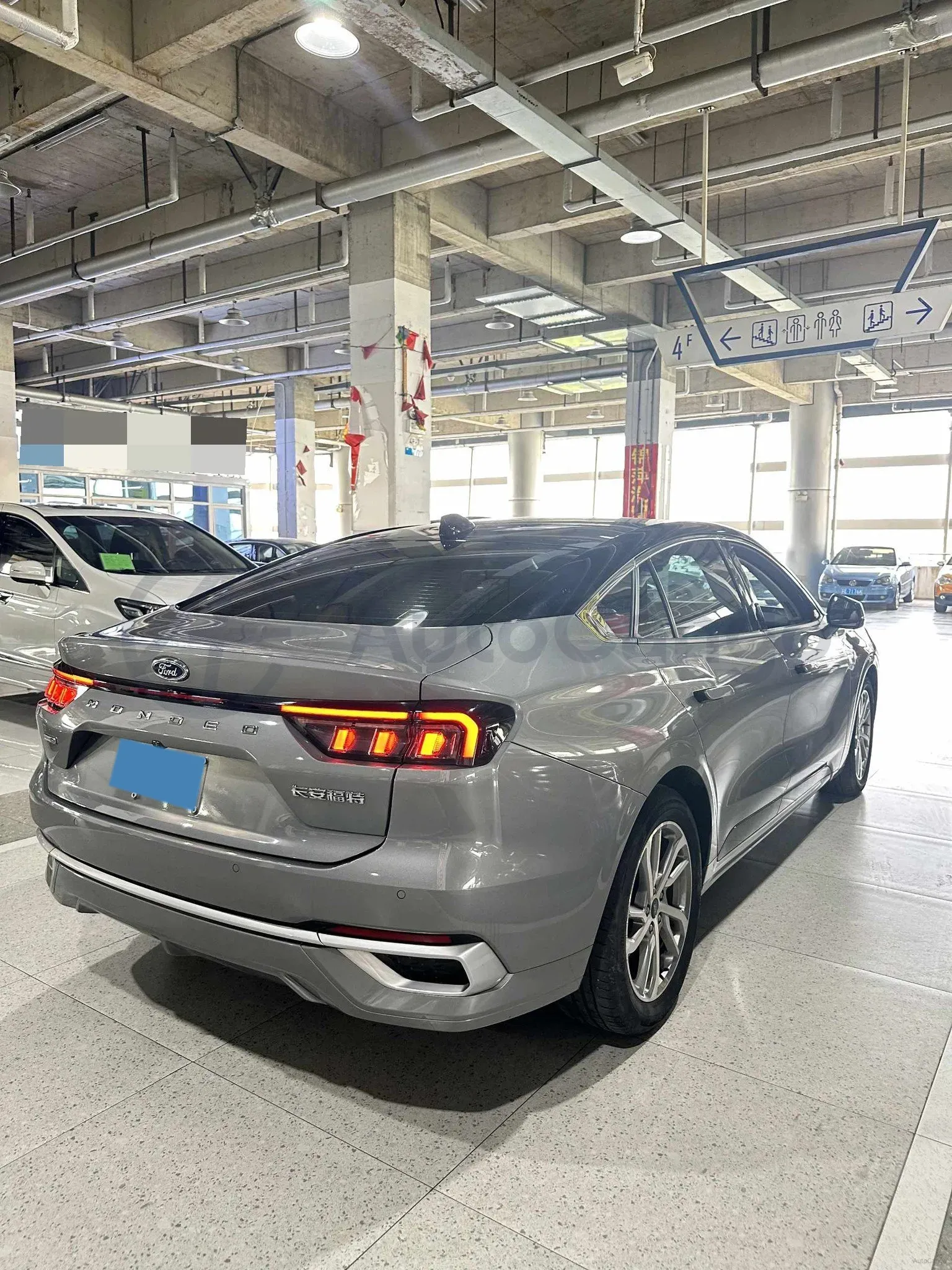 2022 Ford Mondeo 2.0T 238HP L4 8AT,autocango,china used car exporter,china ev exporter,chinese used car exporter,chinese used ev exporter