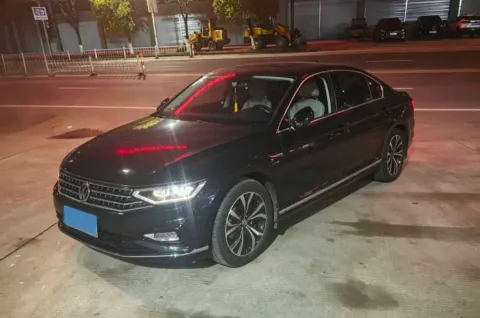 2024 VOLKSWAGEN MAGOTAN,autocango,china used car exporter,china ev exporter,chinese used car exporter,chinese used ev exporter