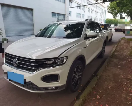 2020 VOLKSWAGEN T-ROC,autocango,china used car exporter,china ev exporter,chinese used car exporter,chinese used ev exporter