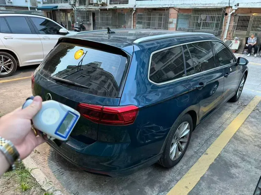 2021 Volkswagen Alltrack 2.0T 190HP L4 7DCT,autocango,china used car exporter,china ev exporter,chinese used car exporter,chinese used ev exporter