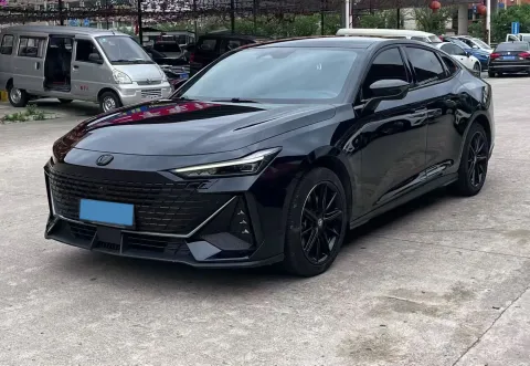 2023 CHANGAN UNI-V IDD,autocango,china used car exporter,china ev exporter,chinese used car exporter,chinese used ev exporter