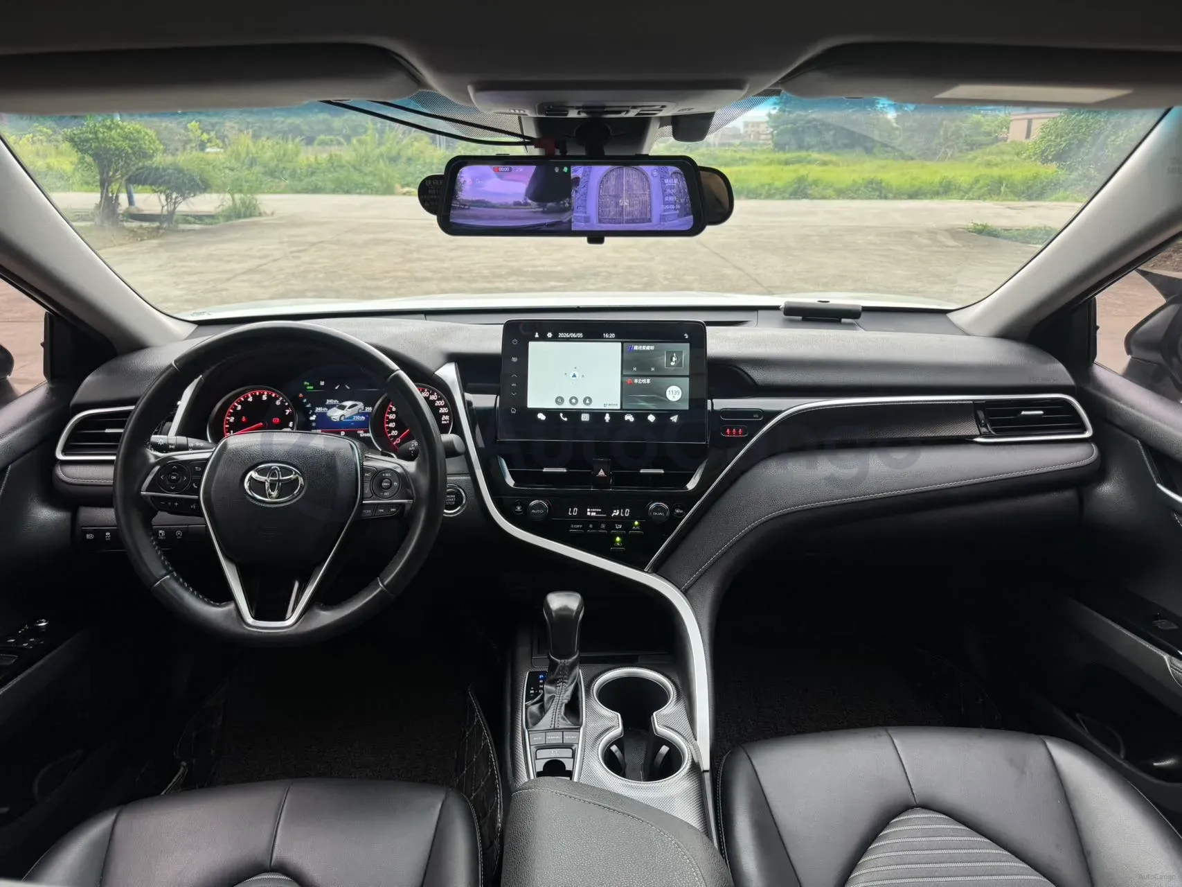 2023 Toyota Camry 2.0L 177HP L4 CVT,autocango,china used car exporter,china ev exporter,chinese used car exporter,chinese used ev exporter