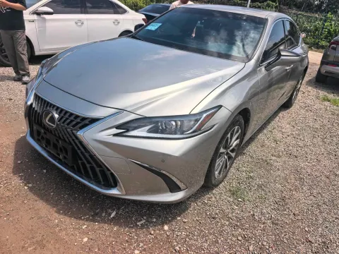 Lexus