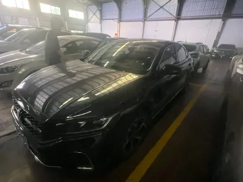2025 VOLKSWAGEN PASSAT,autocango,china used car exporter,china ev exporter,chinese used car exporter,chinese used ev exporter