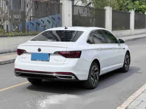 2023 Volkswagen Sagitar 1.5T 160HP L4 7DCT,autocango,china used car exporter,china ev exporter,chinese used car exporter,chinese used ev exporter